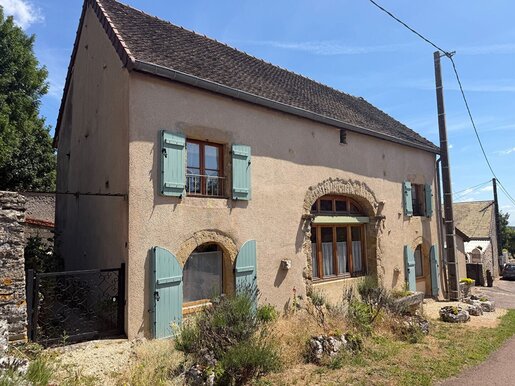 Maison 4 pièces 135 m² · à Aluze · 135 m² · 216 000 €