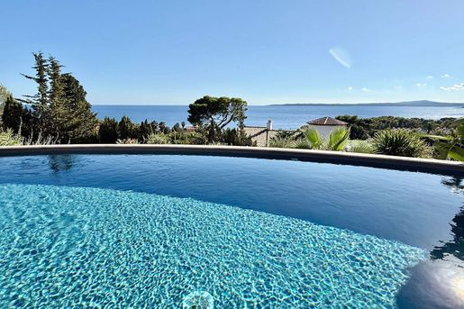 Maison 6 pièces 230 m² · à Roquebrune-sur-Argens · 230 m² · 2 490 000 €