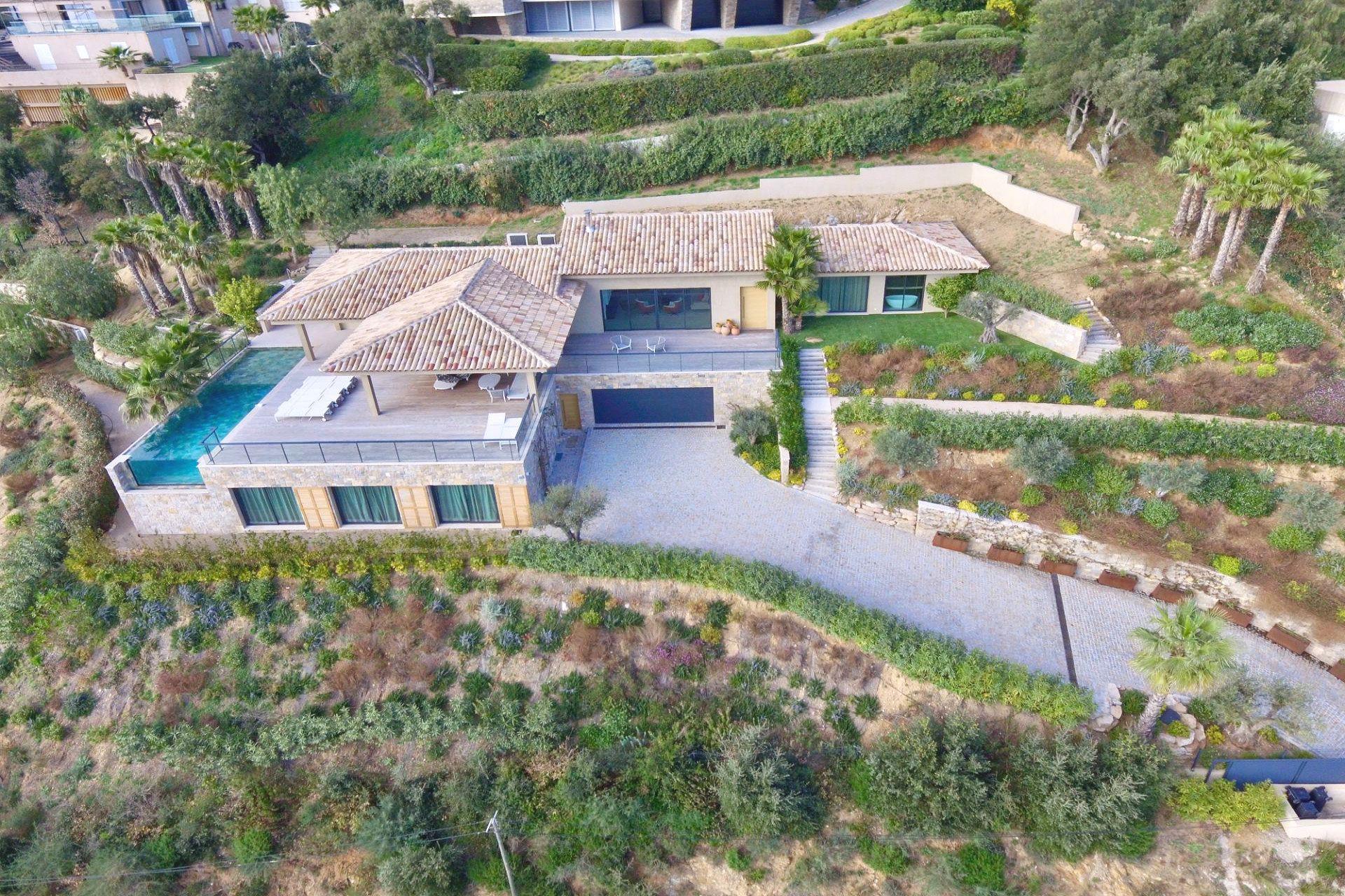 Maison à vendre, 383m², Grimaud
