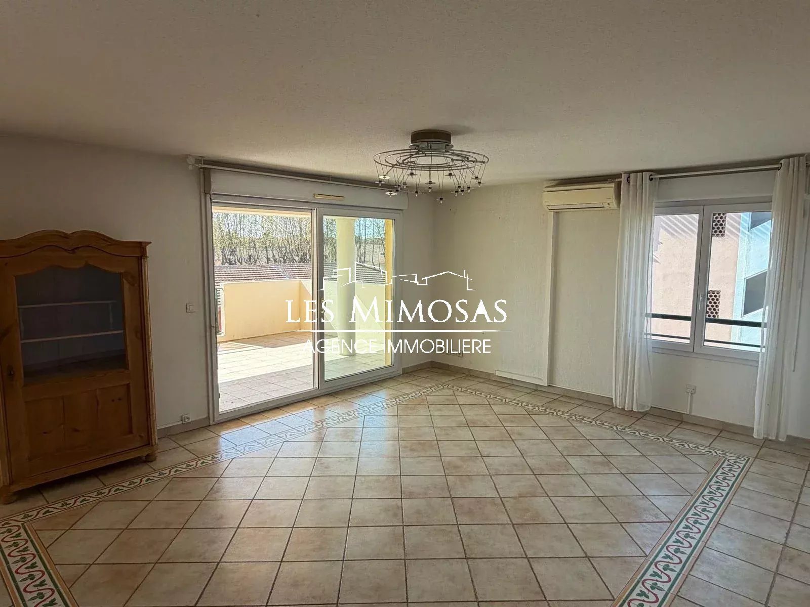 Appartement à vendre, 64m², Fréjus