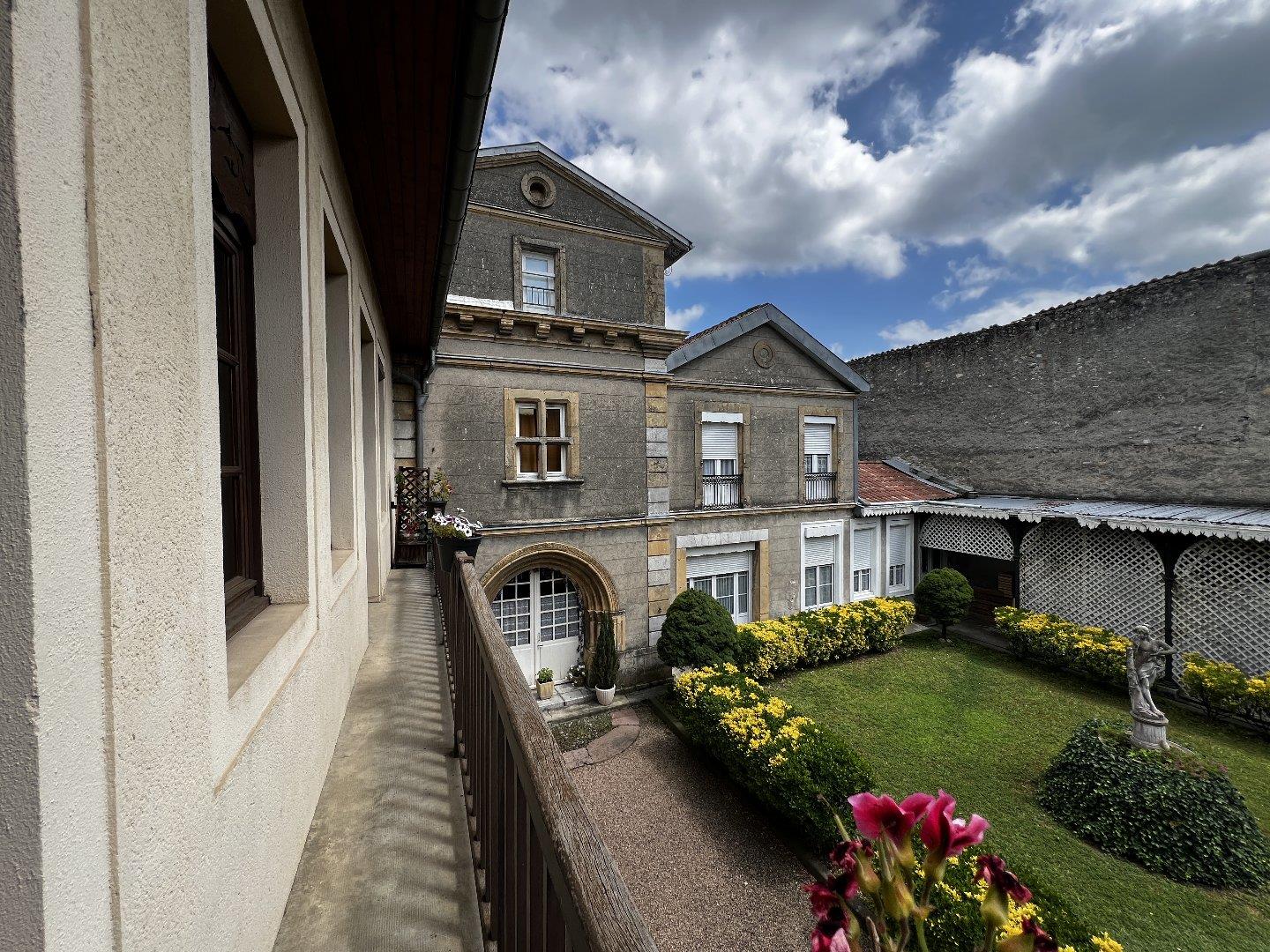 Maison à vendre, 610m², Saint-Gaudens