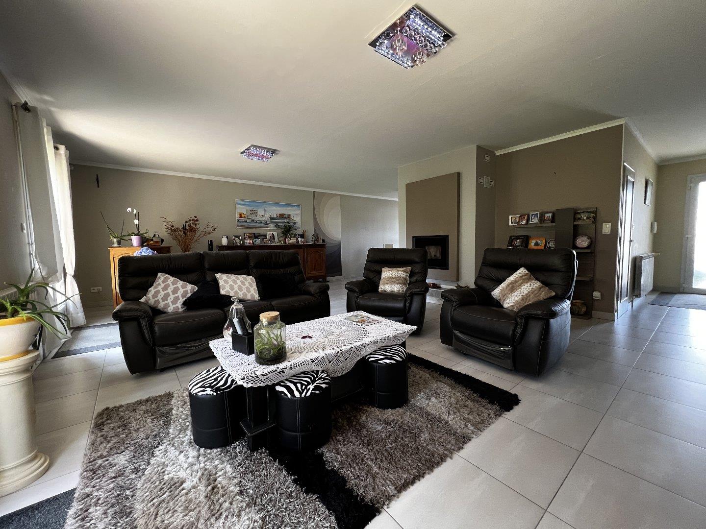 Maison à vendre, 168m², Estancarbon