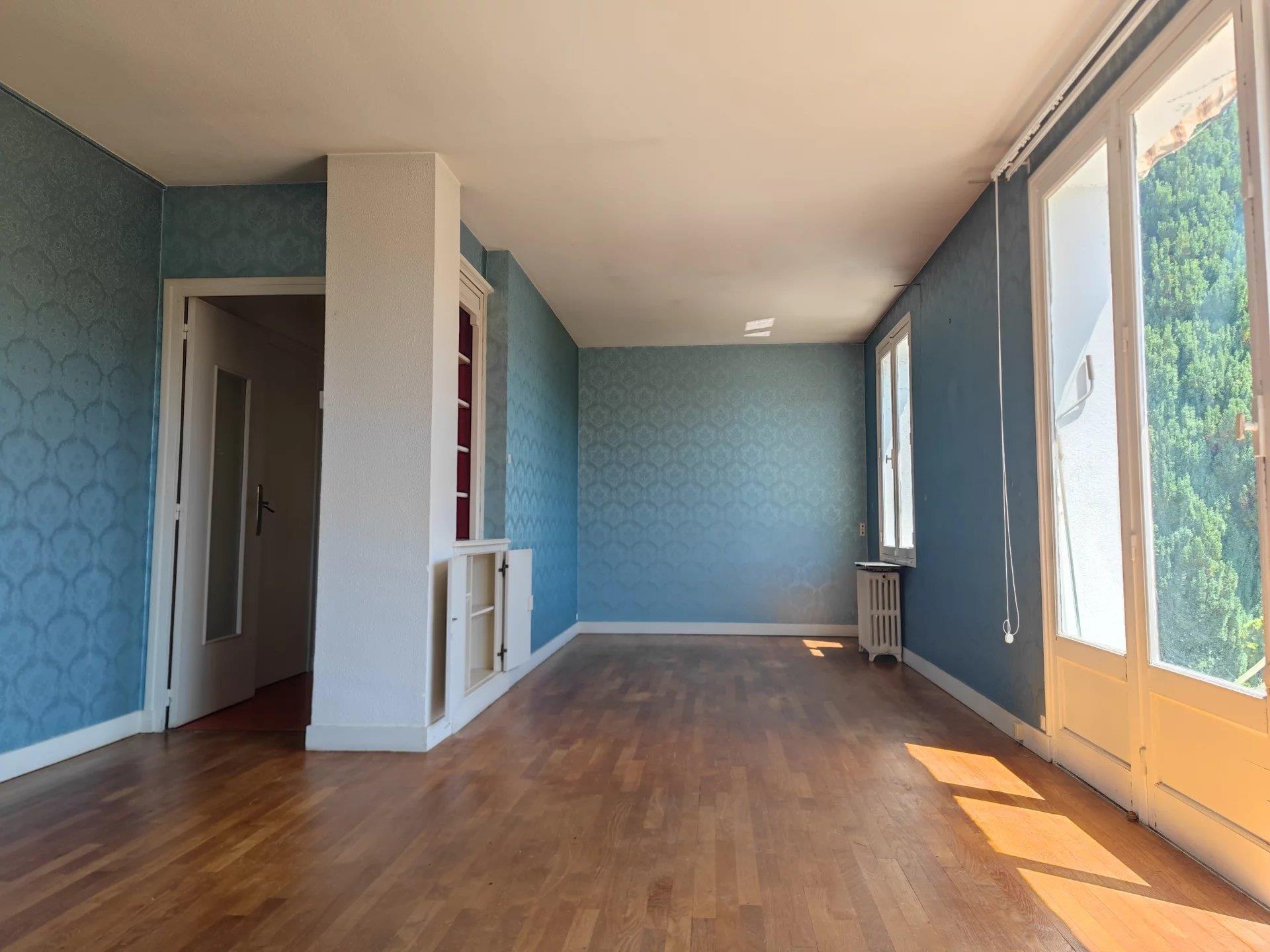 Maison à vendre, 71m², Luzy