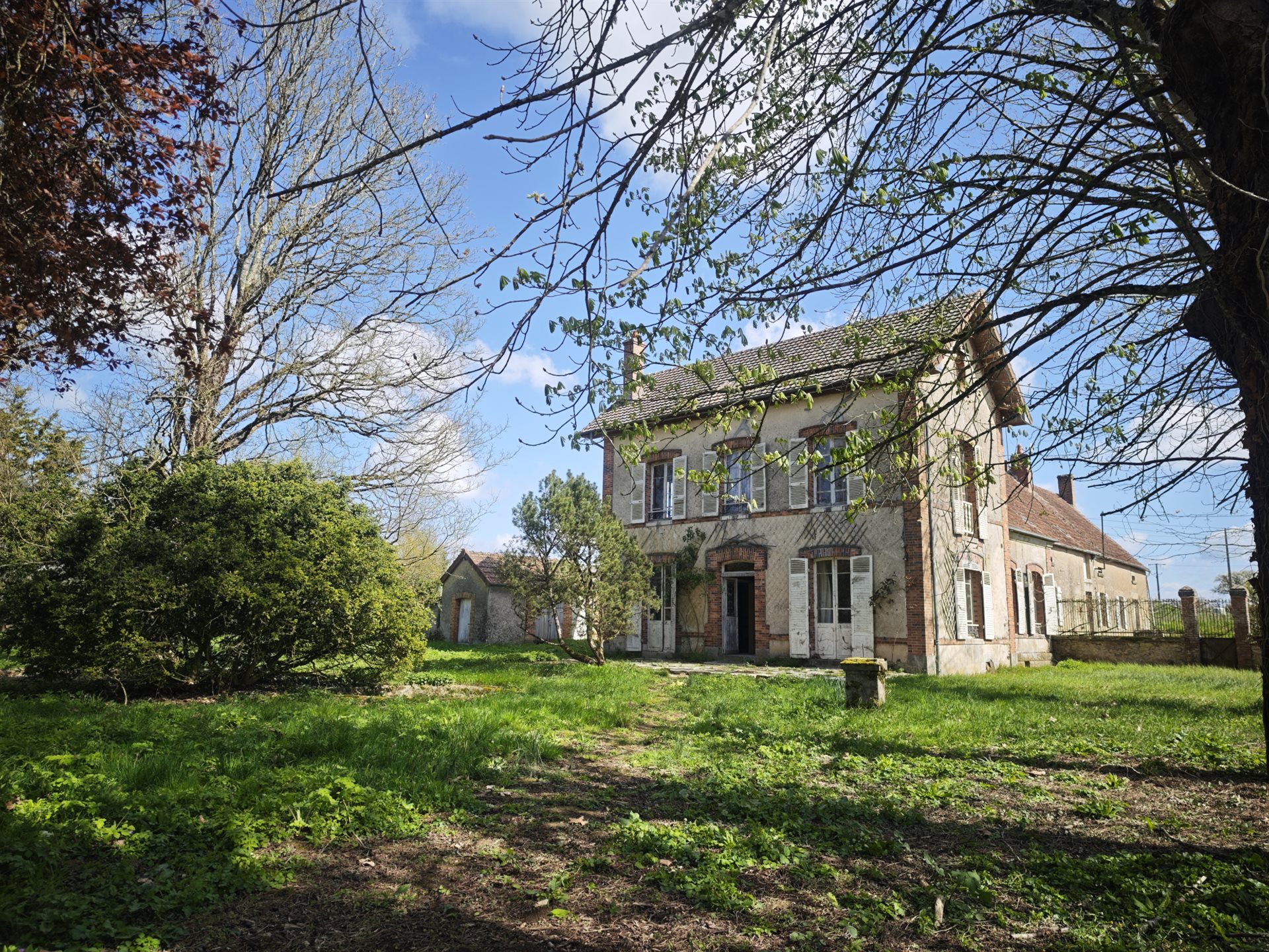 Maison à vendre, 263m², Châtillon-en-Bazois