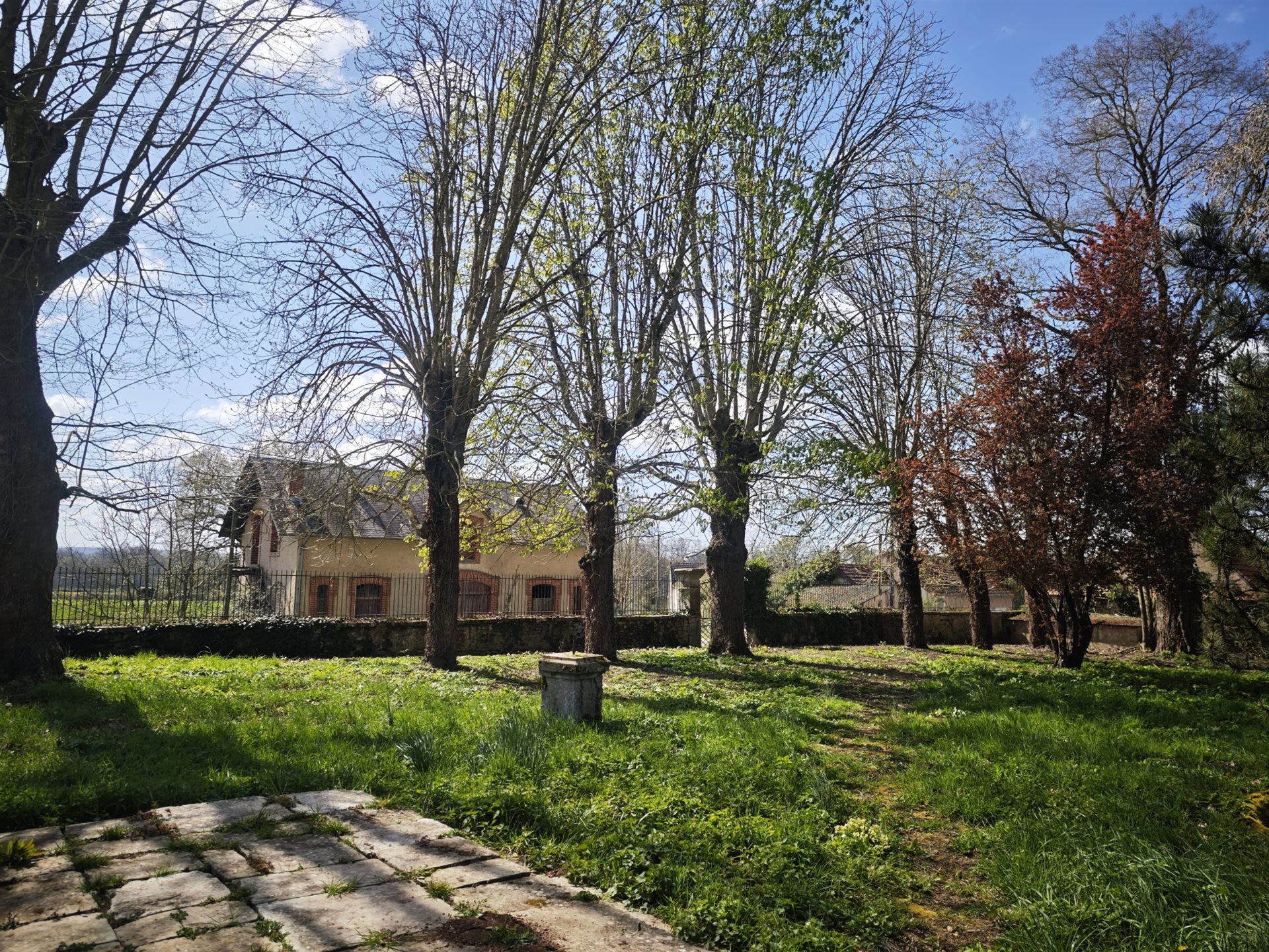 Maison à vendre, 263m², Châtillon-en-Bazois