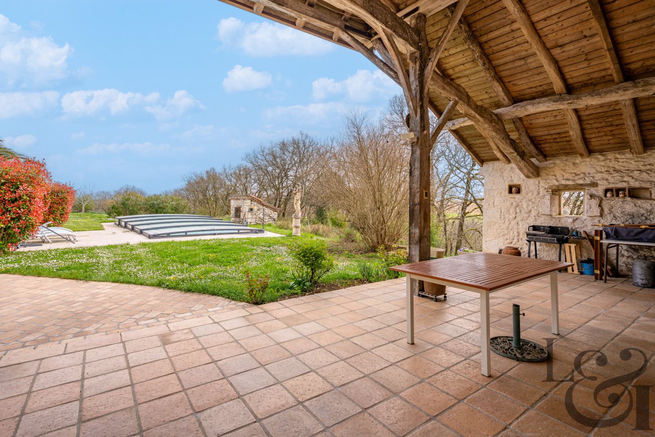 Maison à vendre, 321m², Hautefage-la-Tour