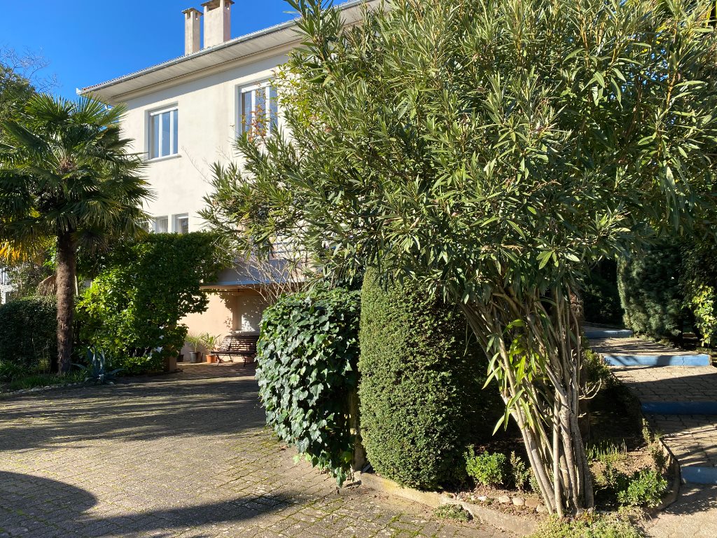 Maison à vendre, 210m², Villeneuve-sur-Lot