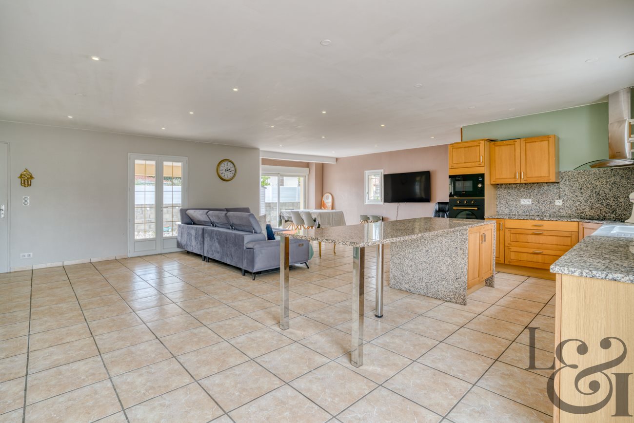 Maison à vendre, 124m², Sainte-Livrade-sur-Lot