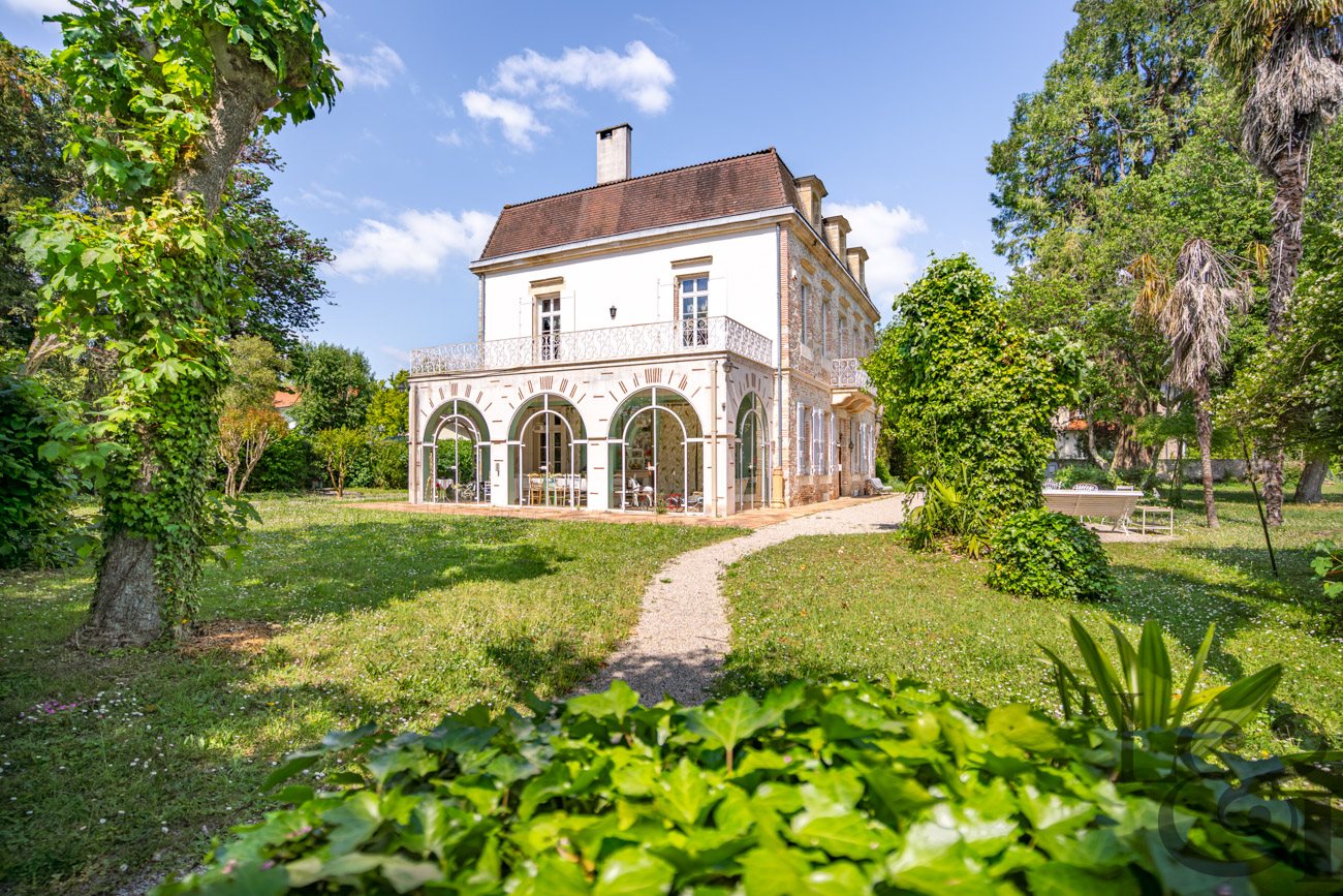 Maison à vendre, 360m², Villeneuve-sur-Lot