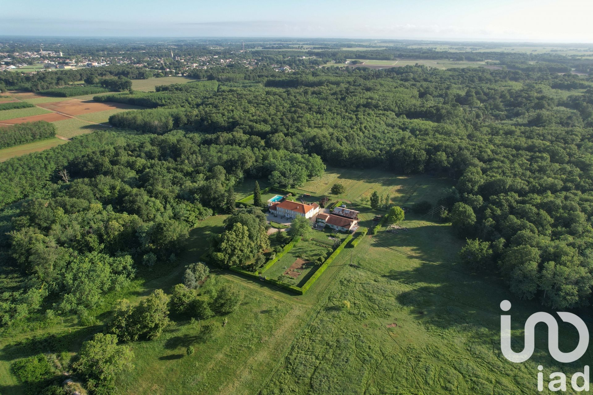 Maison à vendre, 460m², Lesparre-Médoc