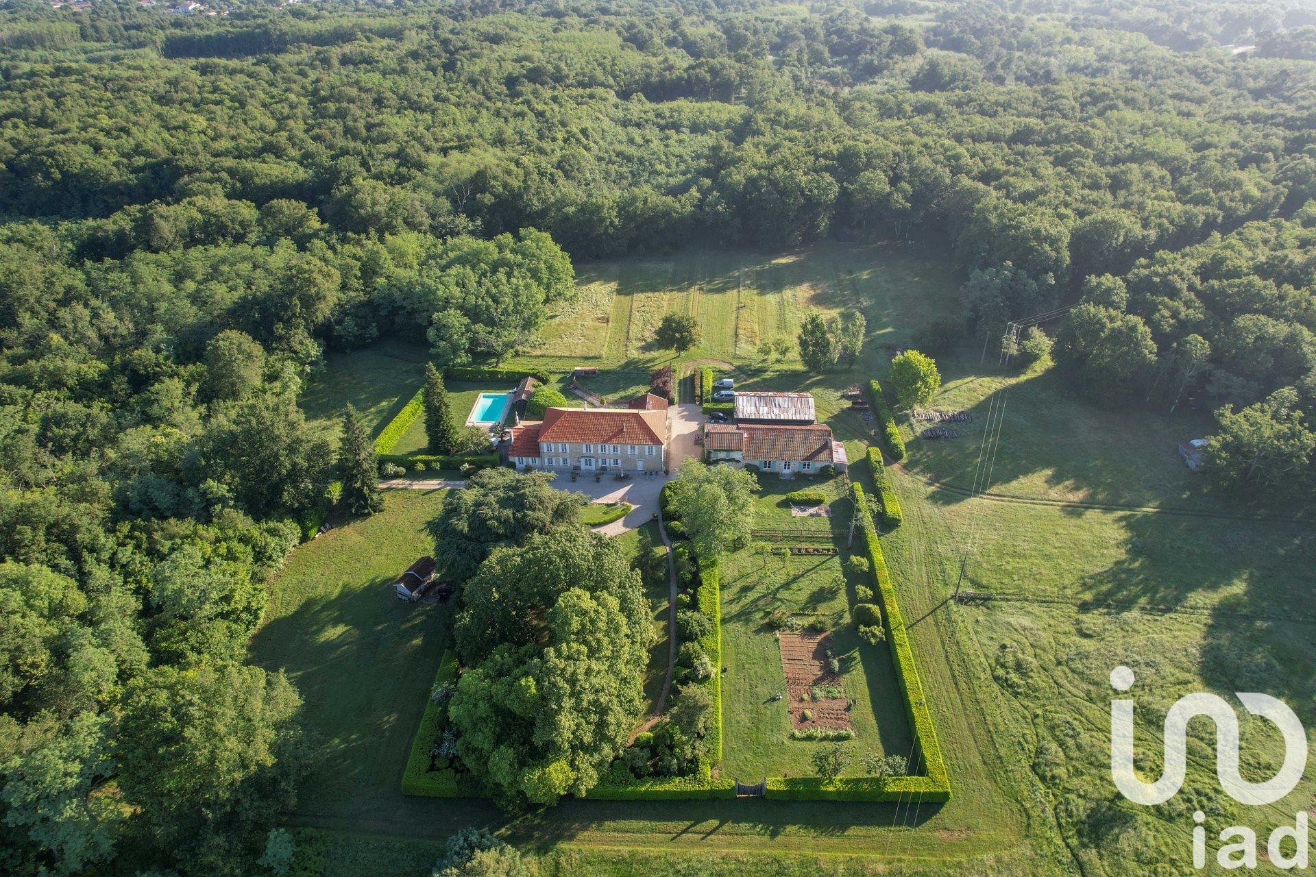 Maison à vendre, 460m², Lesparre-Médoc