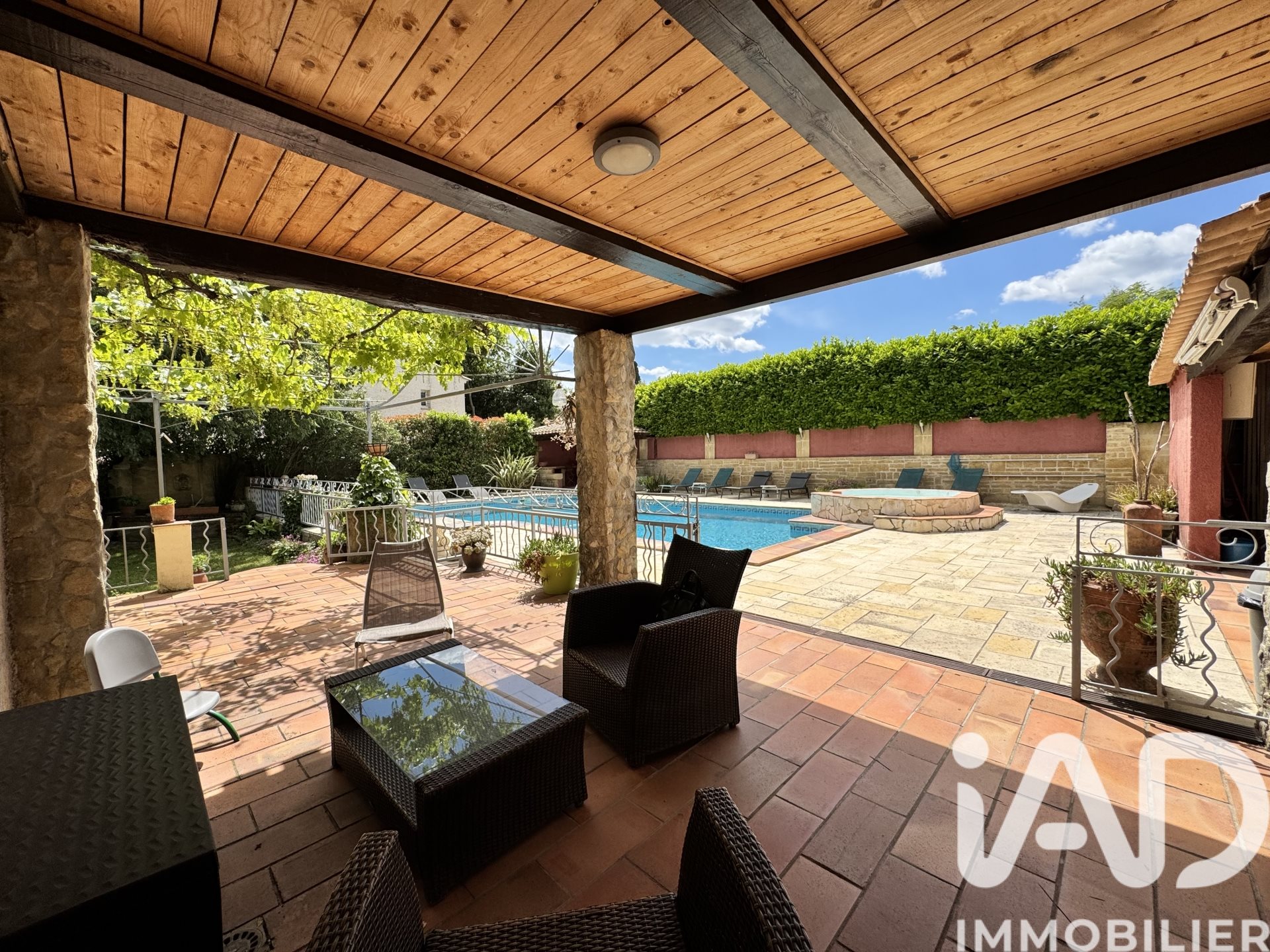 Maison à vendre, 190m², Sernhac