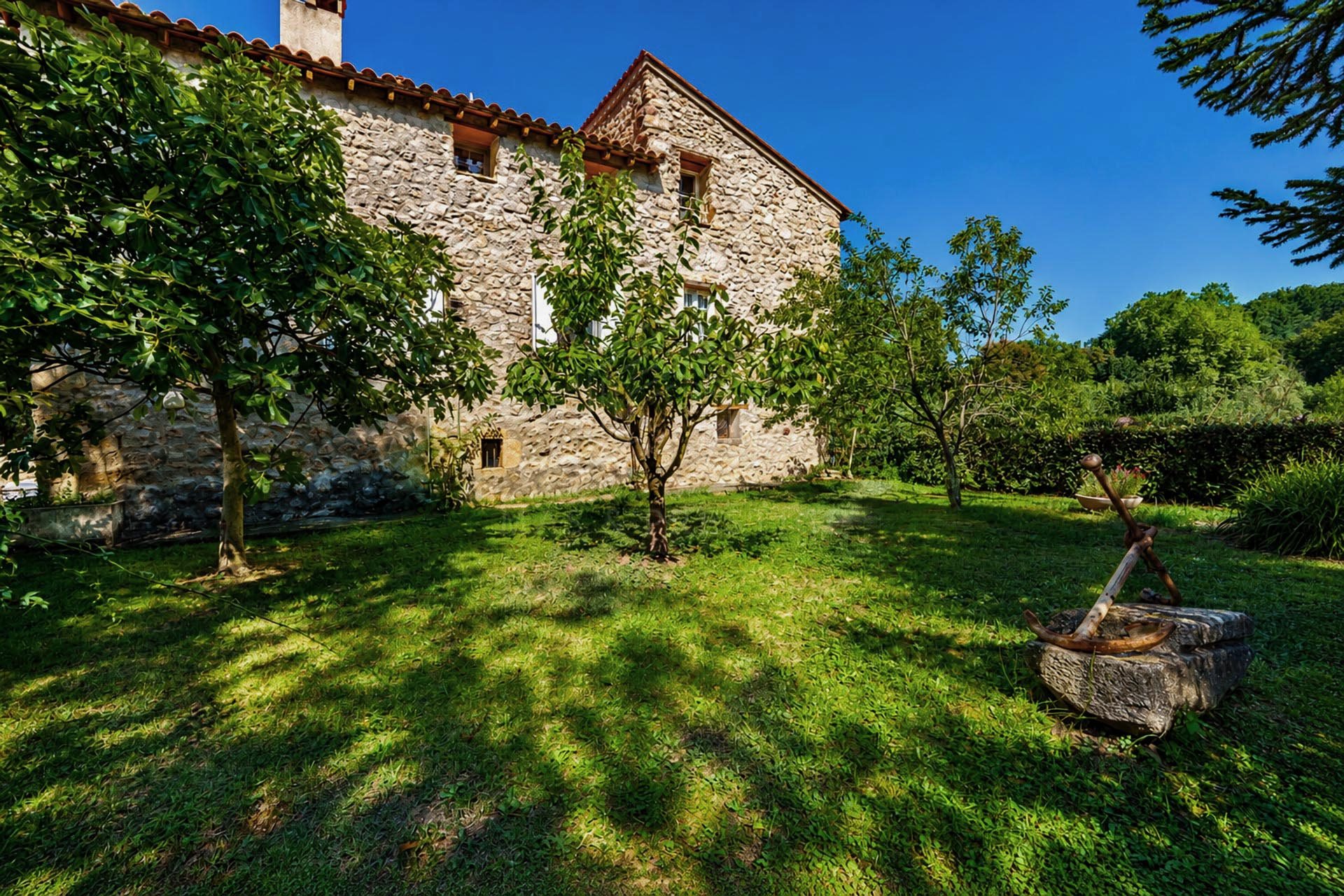 Maison à vendre, 250m², Saint-Laurent-de-Cerdans