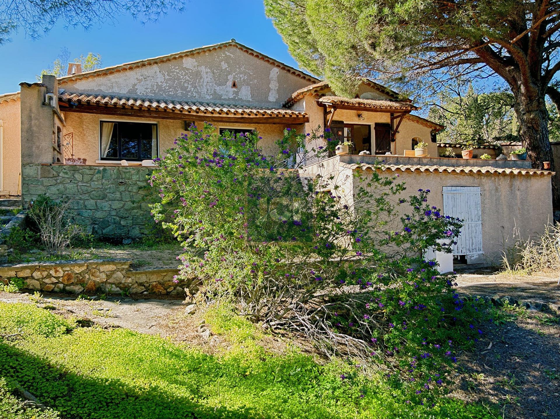 Maison à vendre, 165m², Grimaud