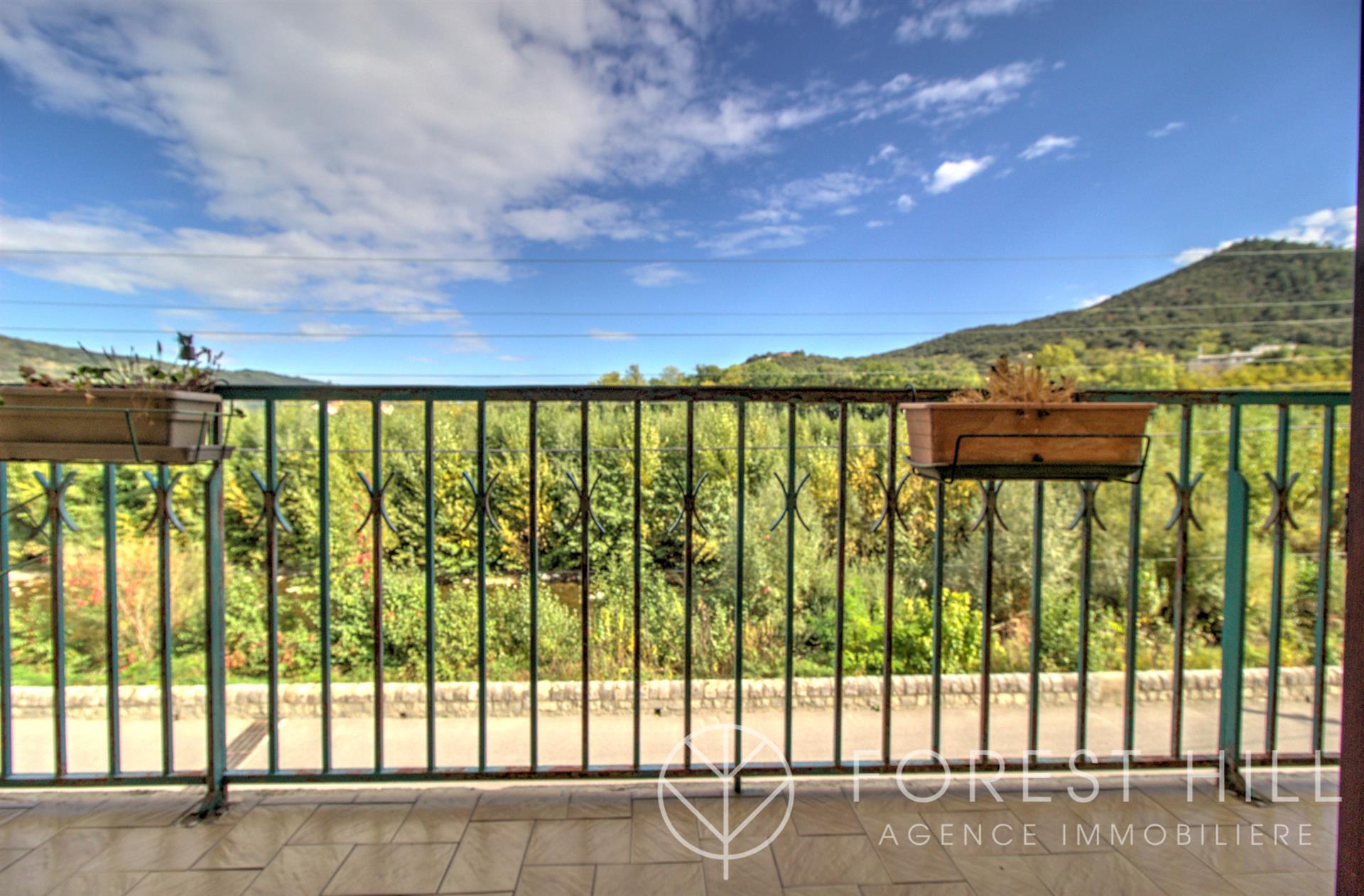 Appartement à vendre, 83m², Amélie-les-Bains-Palalda