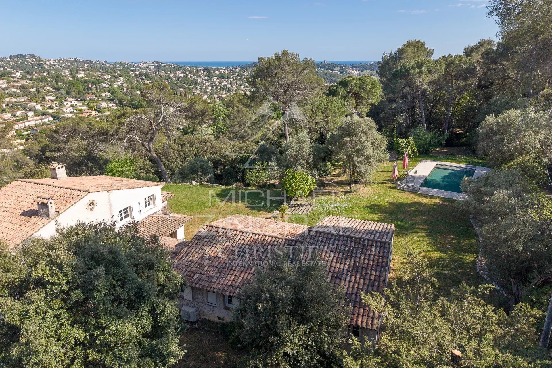 Maison à vendre, 313m², La Colle-sur-Loup