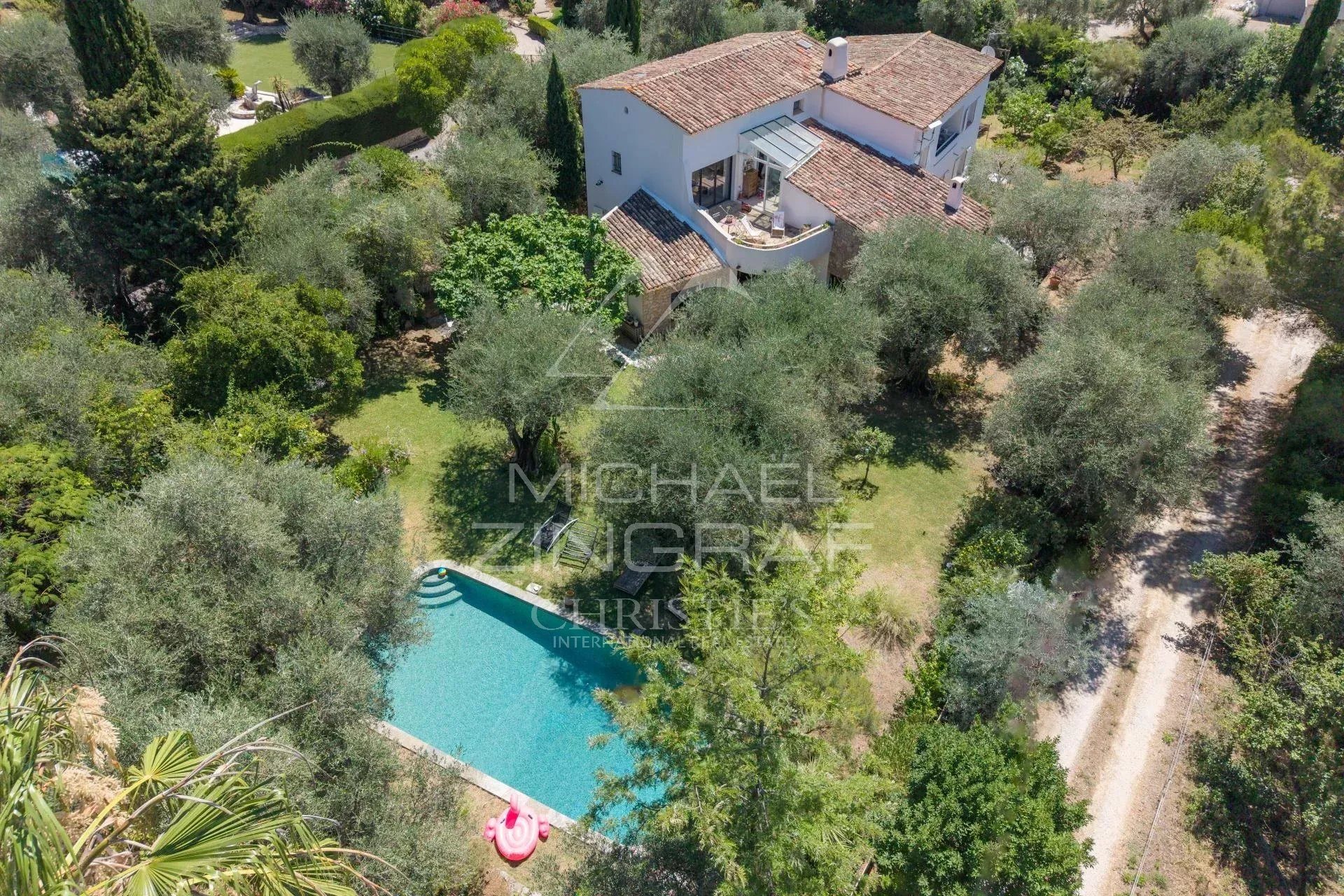 Maison à vendre, 284m², Tourrettes-sur-Loup