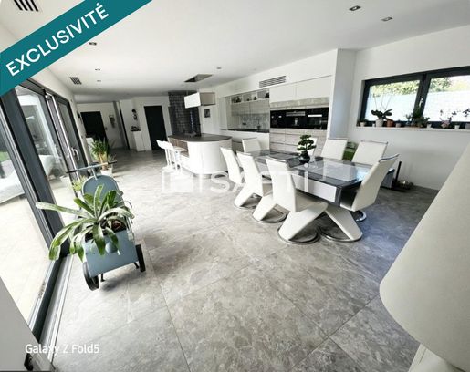 Advert pic 0
