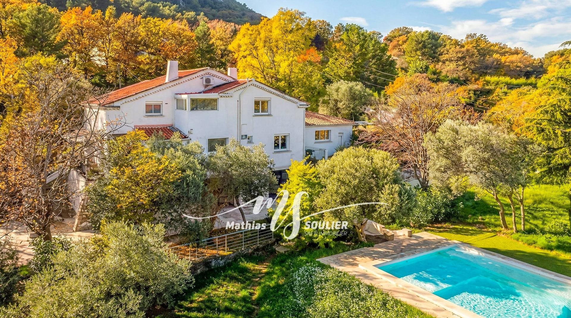 Maison à vendre, 350m², Aix-en-Provence