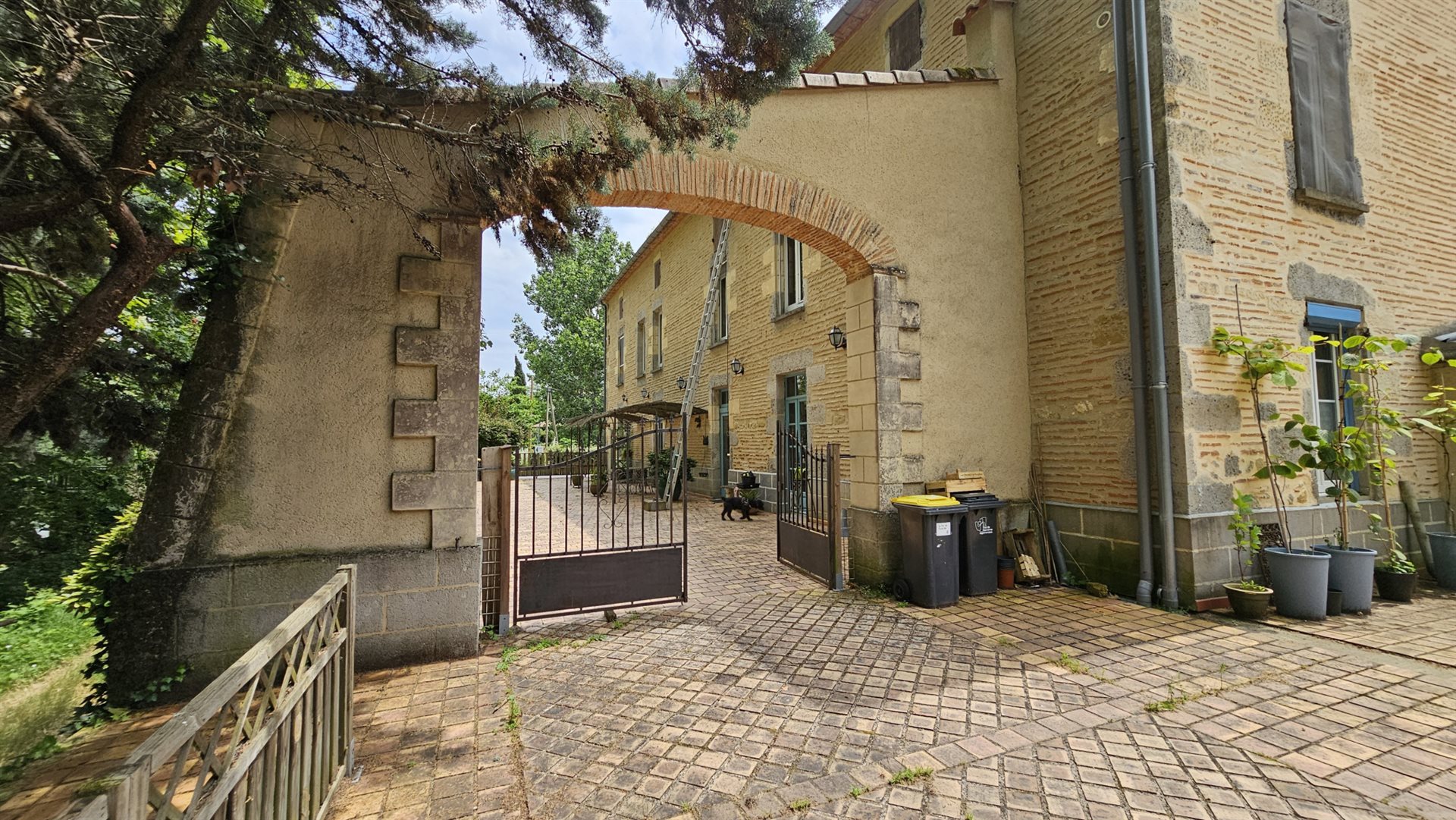 Maison à vendre, 600m², Le Mas-d'Agenais