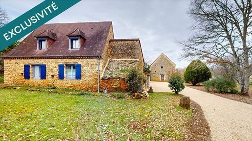 6 pièces 164 m² · à Le Buisson-de-Cadouin · 164 m² · 329 500 €