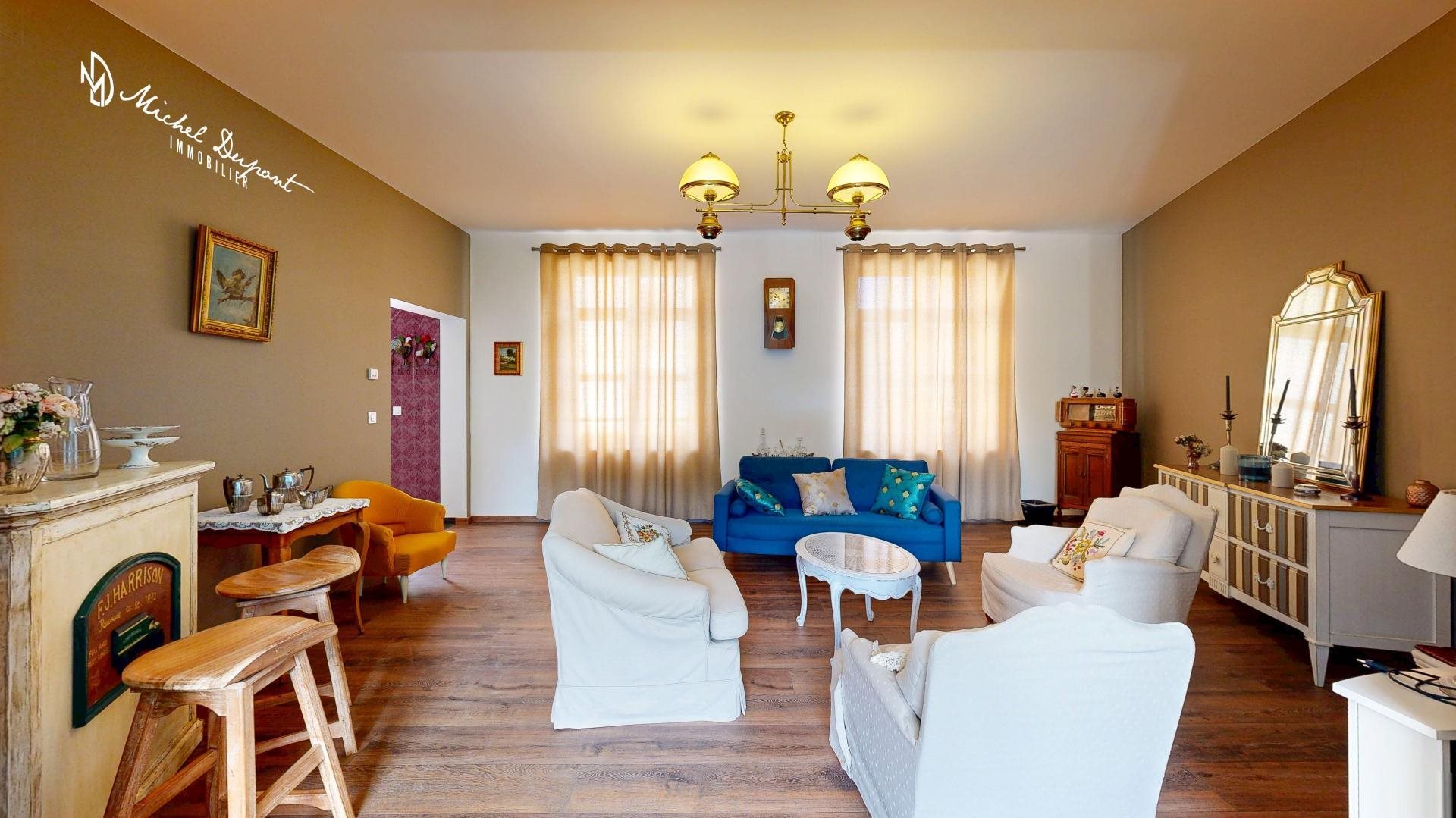 Maison à vendre, 351m², Sainte-Foy-de-Longas