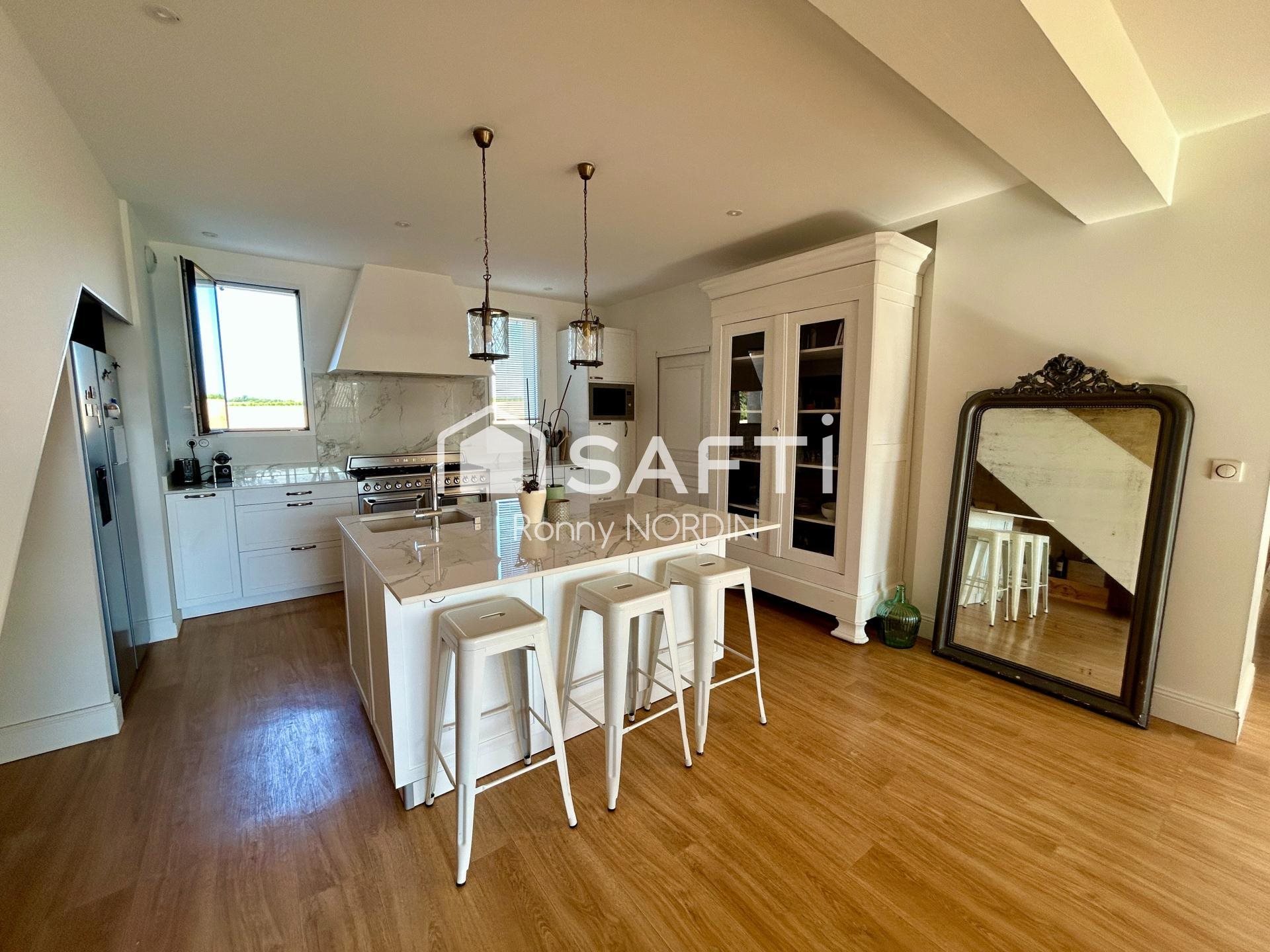 Maison à vendre, 180m², Saint-Emilion