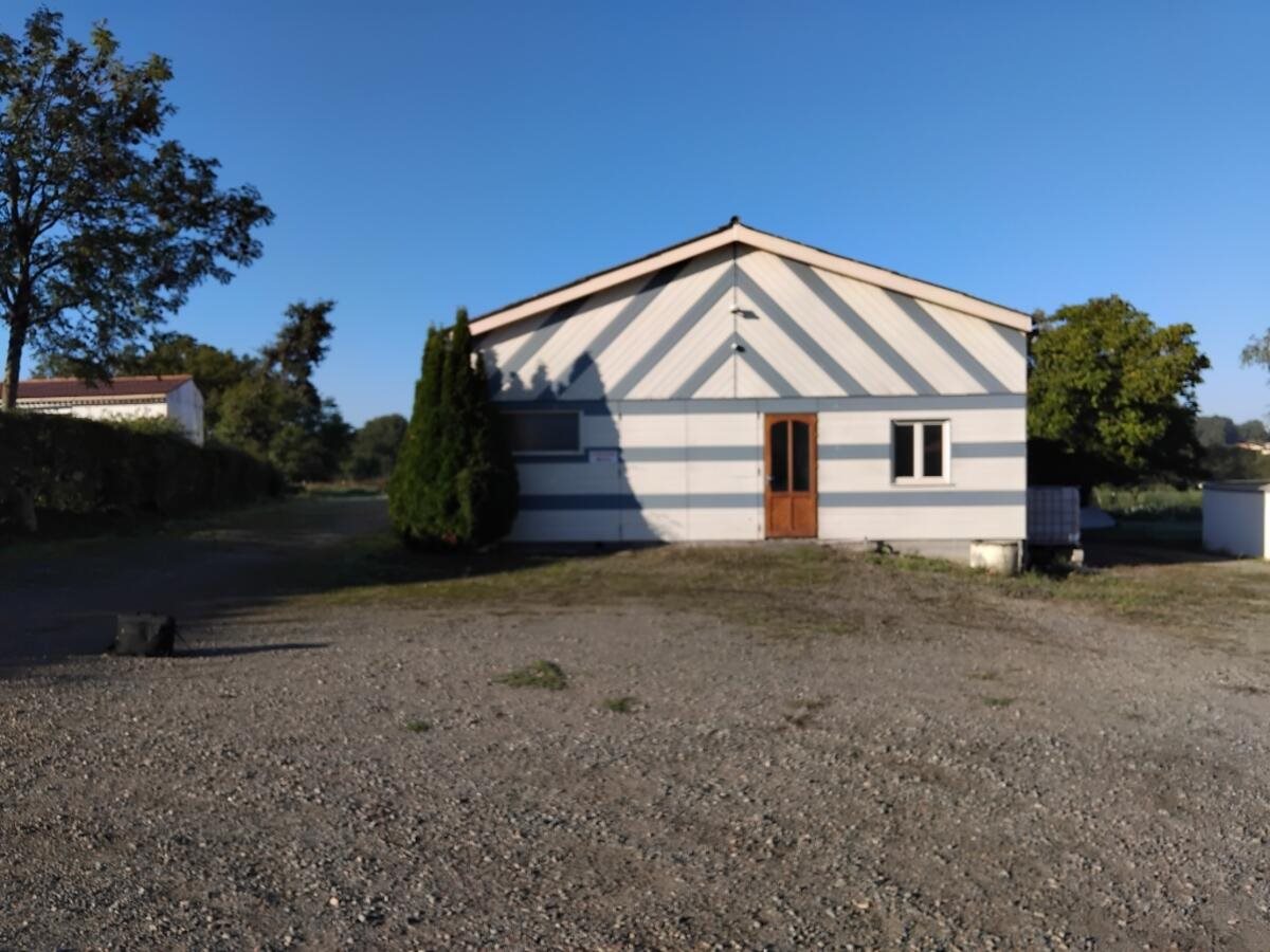 Maison à vendre, 400m², Largeasse