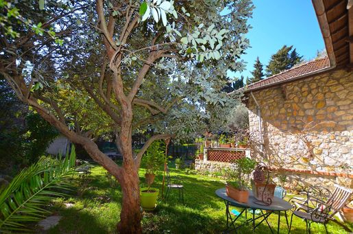 Maison 170 m² · à Antibes · 170 m² · 950 000 €
