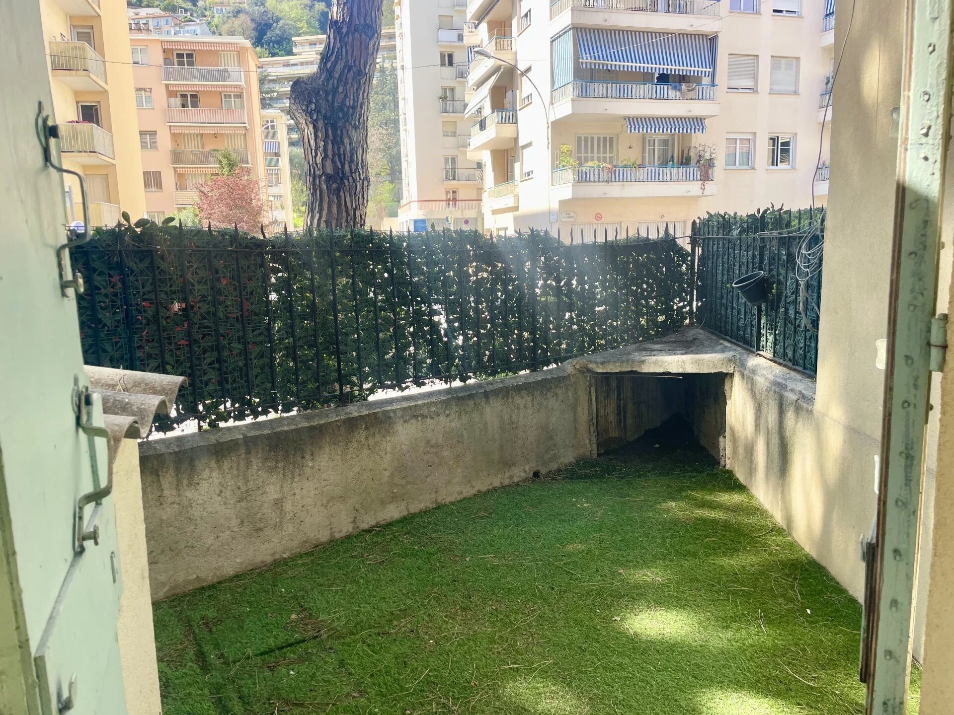 Nice Cyrille Besset, 38m2 apartment with west-facing terrace