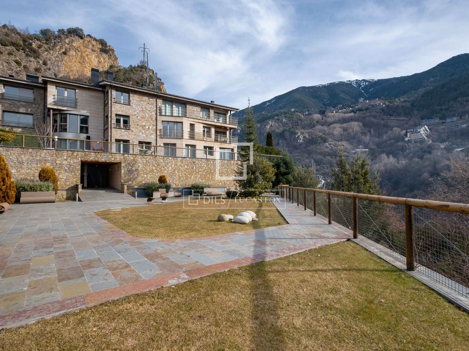 3-bedroom penthouse for sale in Escaldes-Engordany · 37 of 60