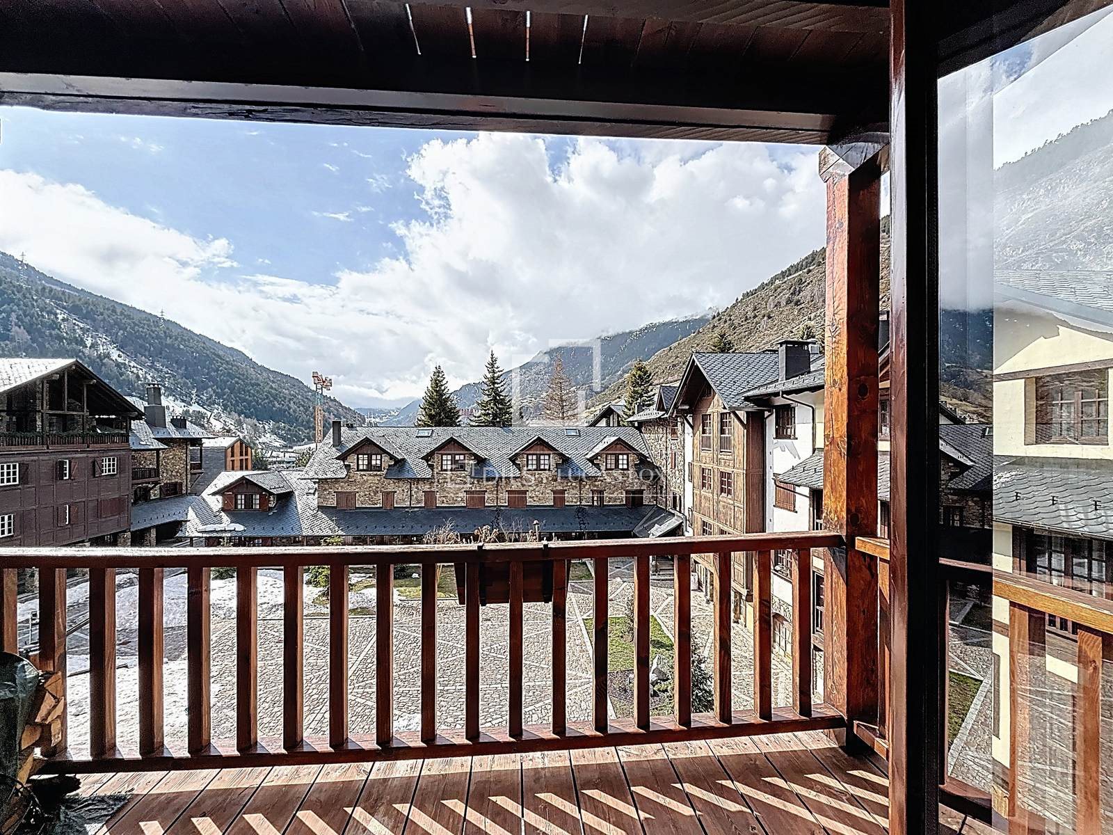 2-bedroom flat for sale in El Tarter, Canillo · 9 of 60