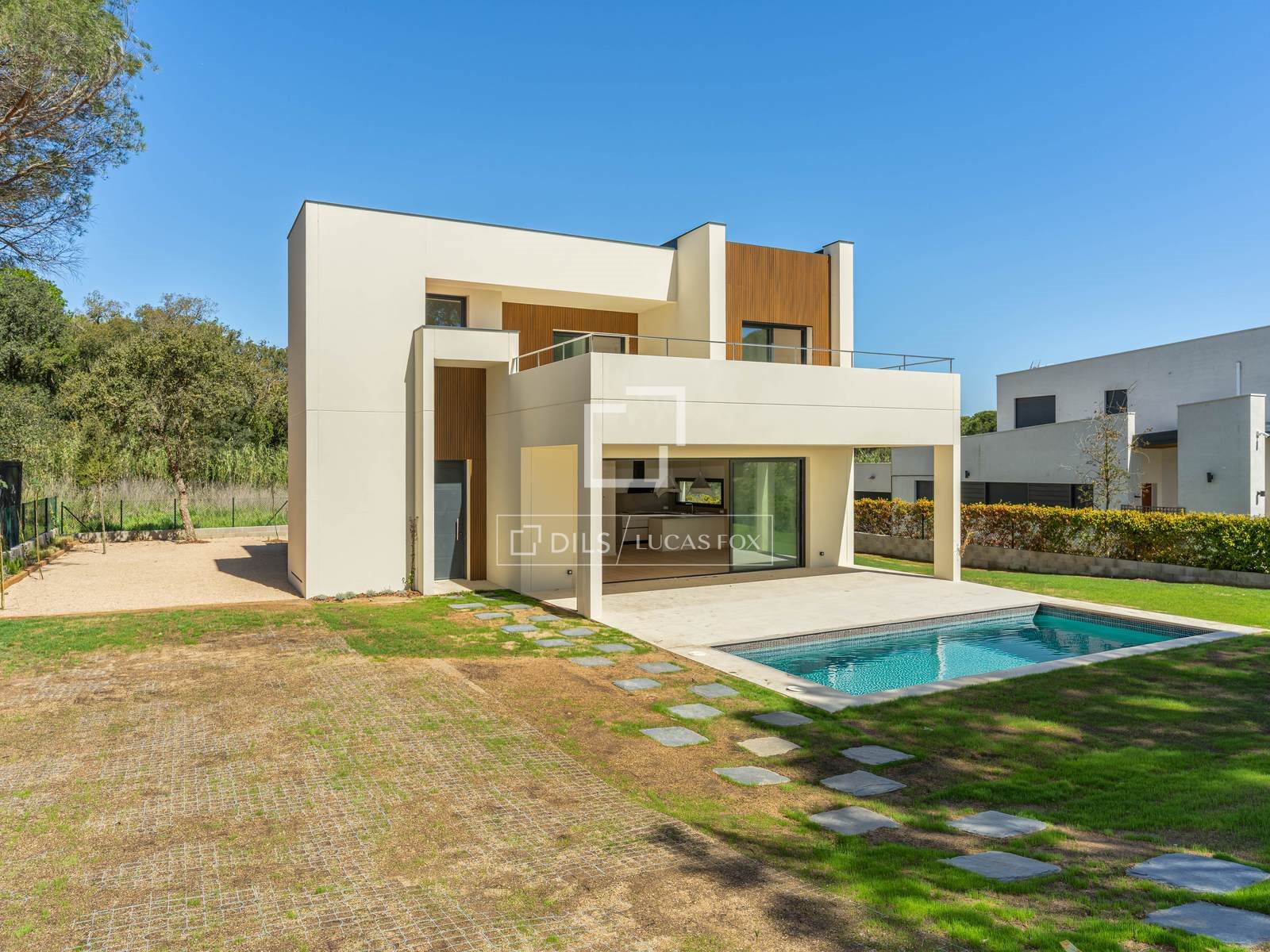 Purchase: House (17210)