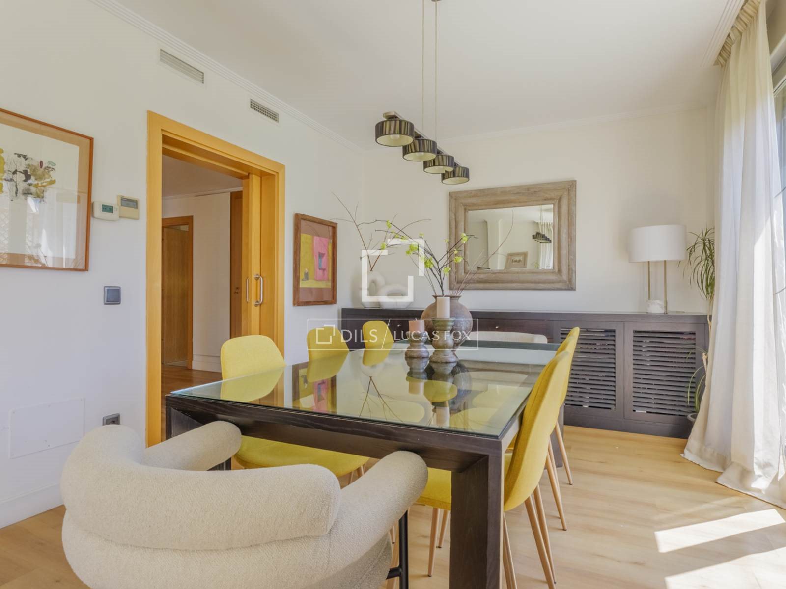 Purchase: Apartment (28023) - Más