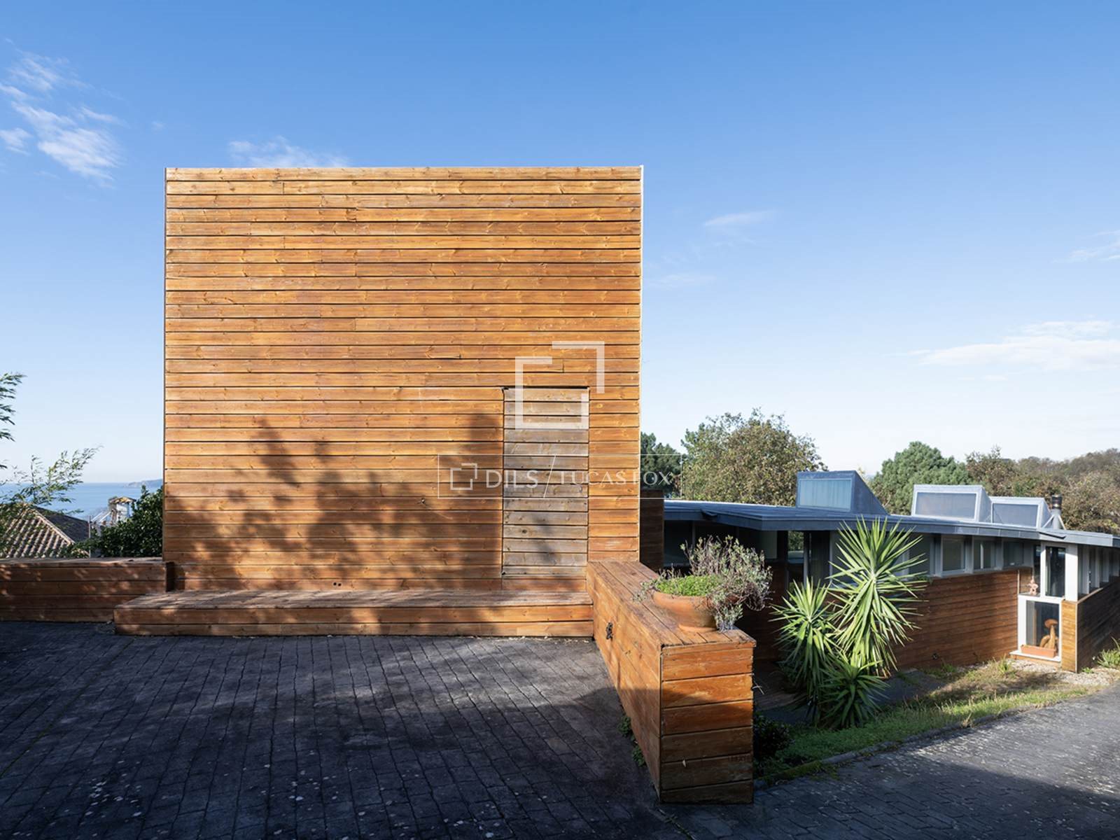 Purchase: House (36391)