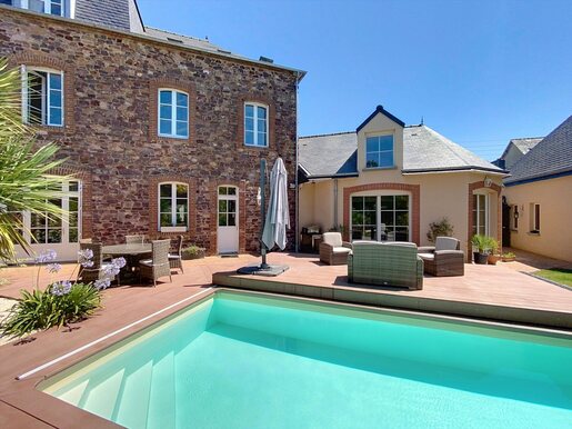 Maison 9 pièces 258 m² · à Rennes · 258 m² · 799 000 €