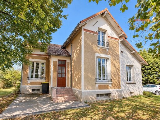 Maison 5 pièces 119 m² · à La Ferté-Hauterive · 119 m² · 100 000 €