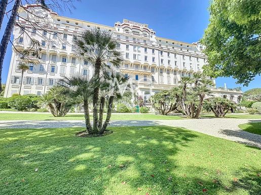 Appartement 7 pièces 333 m² · à Cannes · 333 m² · 1 795 000 €