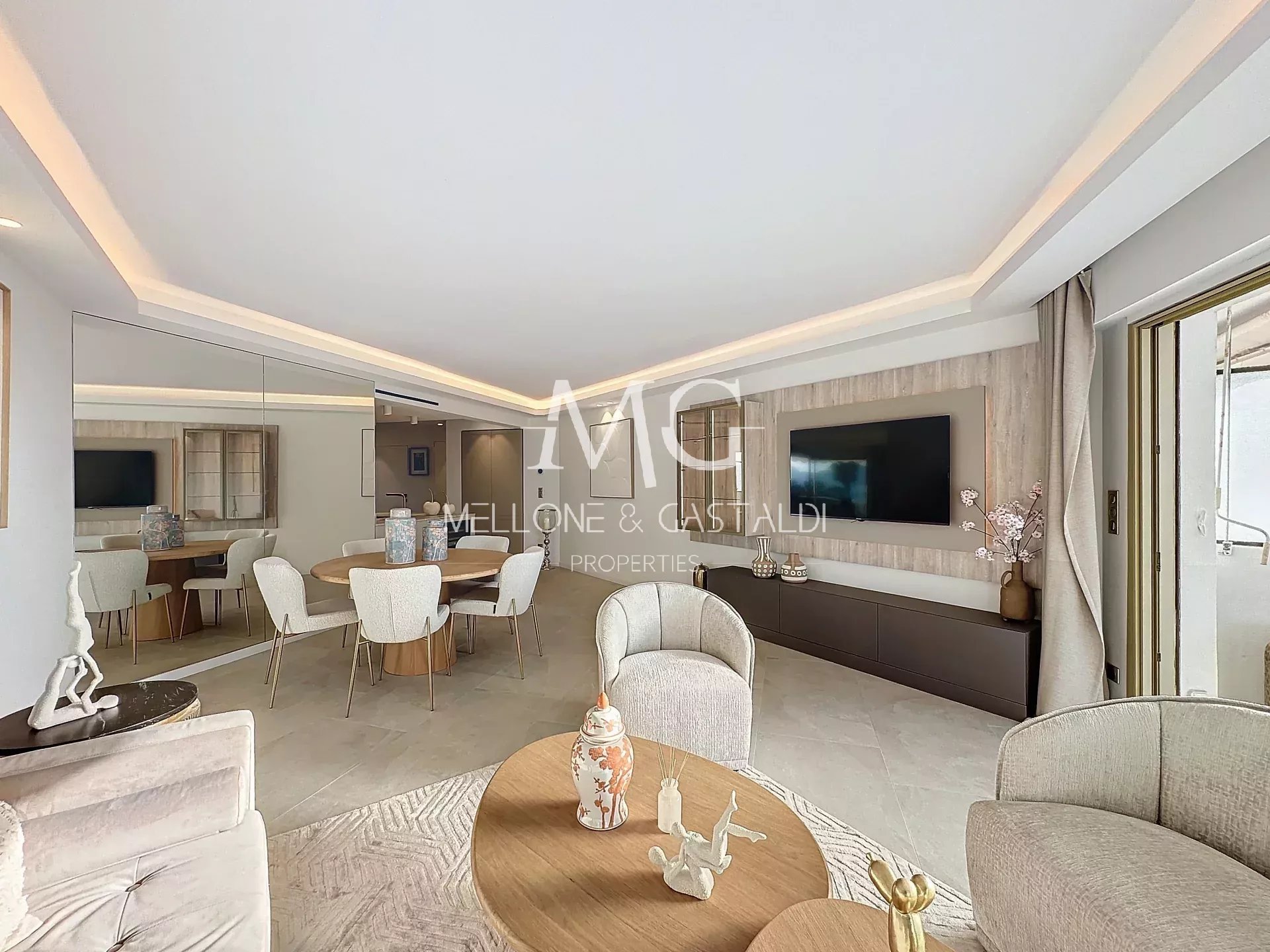 Appartement – Cannes - Plus