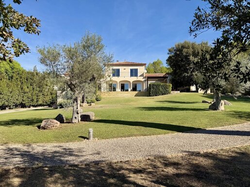 Maison 331 m² · à Saint-Gély-du-Fesc · 331 m² · 1 695 000 €