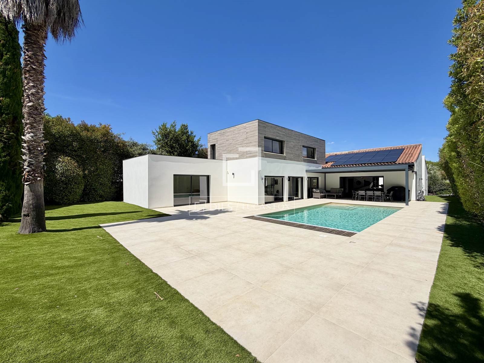 Maison à vendre, 360m², Montferrier-sur-Lez