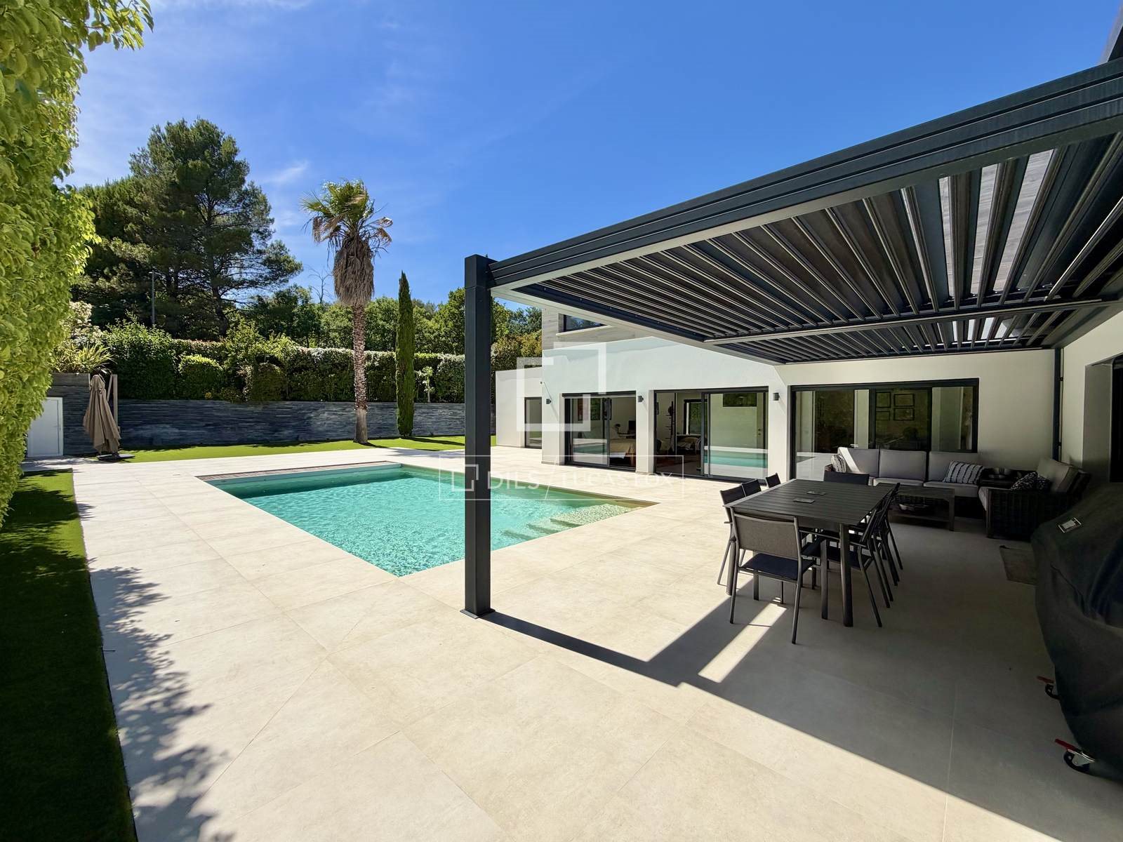 Maison à vendre, 360m², Montferrier-sur-Lez