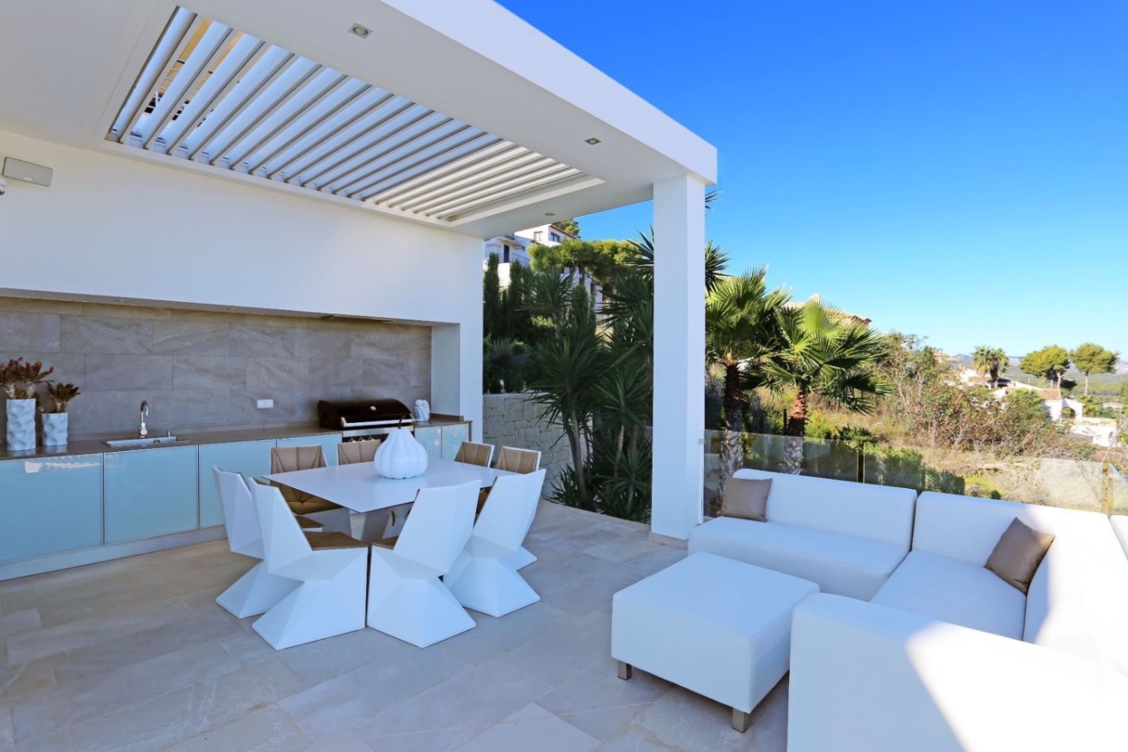 Purchase: House (03730) - View 6