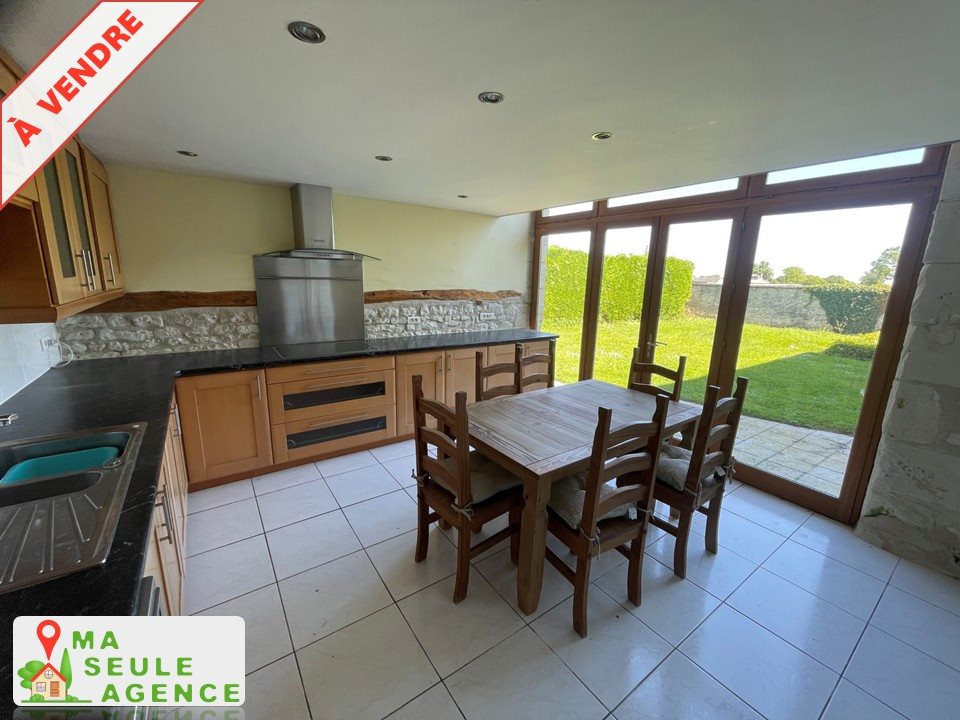 Maison à vendre, 233m², Sérigny