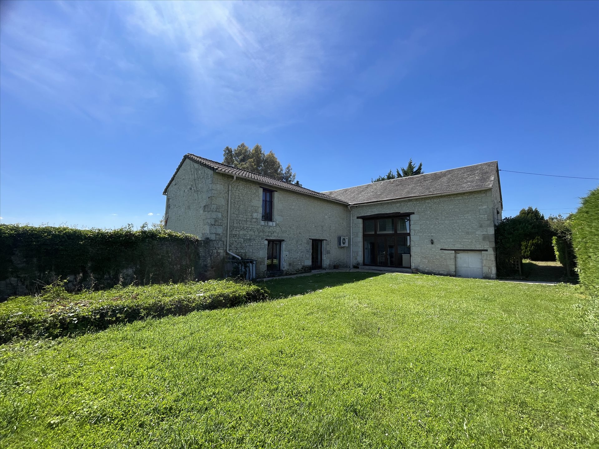 Maison à vendre, 233m², Sérigny