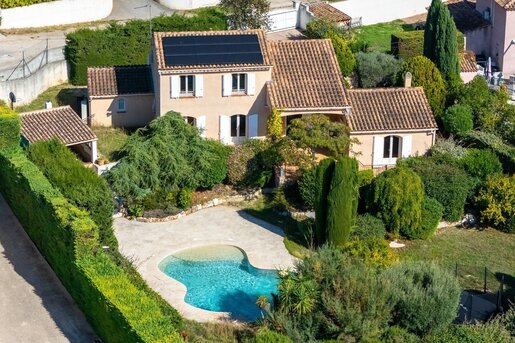 Maison 5 pièces 165 m² · à Marseille 12ème · 165 m² · 790 000 €