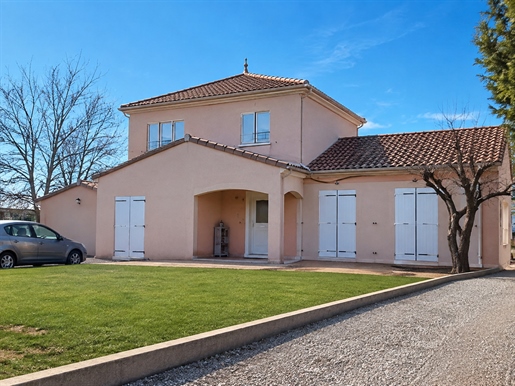 Maison 5 pièces 151 m² · à Saint-Sauveur · 151 m² · 269 000 €