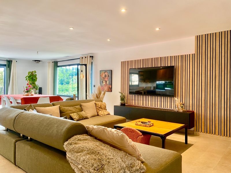Maison à vendre, 196m², Saint-Jean-du-Pin