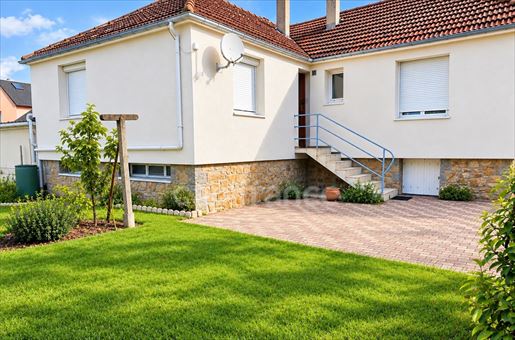 Maison 6 pièces 100 m² · à Granville · 100 m² · 374 500 €