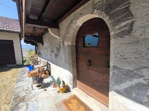 Appartement 3 pièces 94 m² · à Viuz-en-Sallaz · 94 m² · 300 000 €